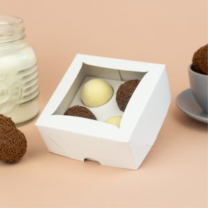 Embalagem para 4 doces 9x9x4cm com visor e berço, Basics, BRANCO – Pct c/ 10un